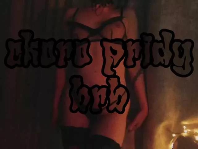 Offline lenaaddiction on BongaCams