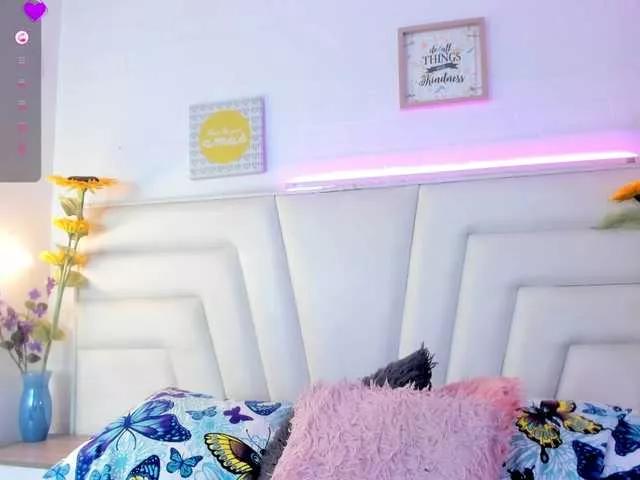 Offline Lexi-Howard- on BongaCams