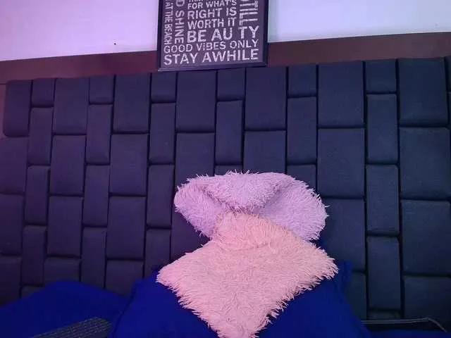 Offline Lexi-Howard- on BongaCams