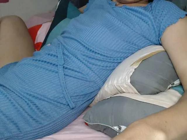 Offline lexianna818 on BongaCams