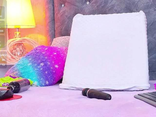 Freechat LiaTeylor on BongaCams