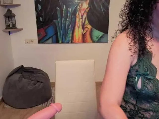 Offline Lilihotlatina on BongaCams