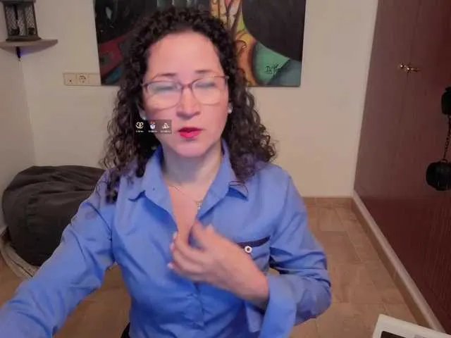 Offline Lilihotlatina on BongaCams