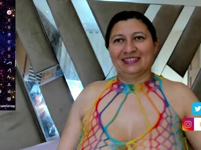 Offline lilith-torres on BongaCams