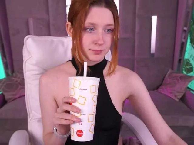 Offline LiluReds on BongaCams