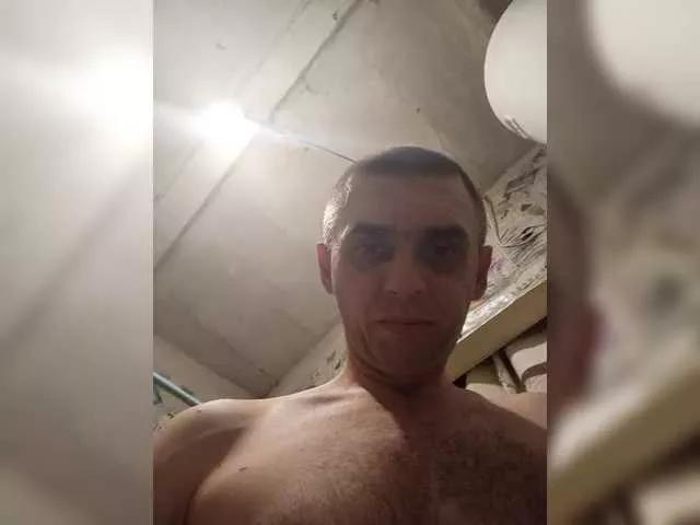 Offline LipsiAE on BongaCams