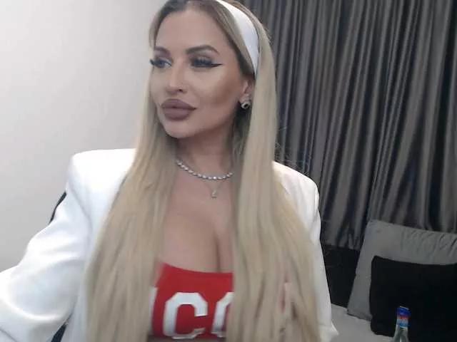 Avatar of lovelyblondyx