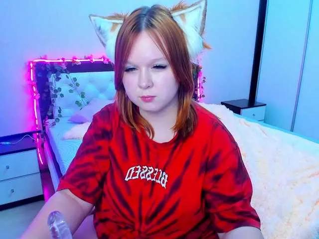 LovlyVixen on BongaCams