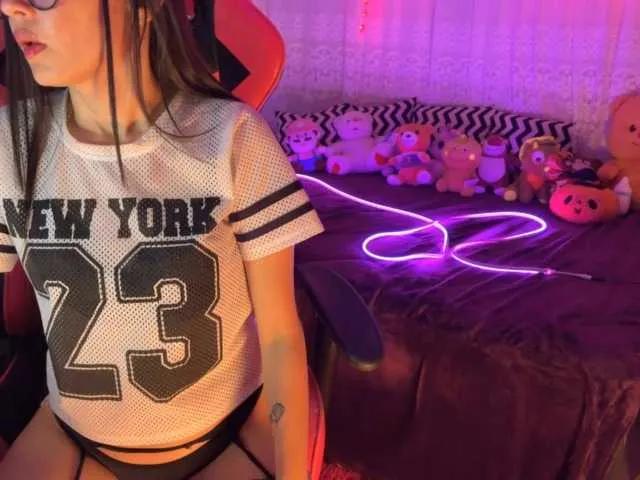 Freechat Luahot66 on BongaCams