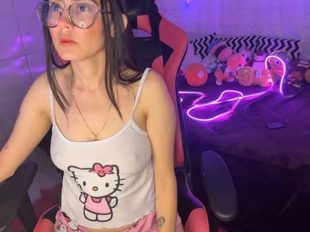 Freechat Luahot66 on BongaCams