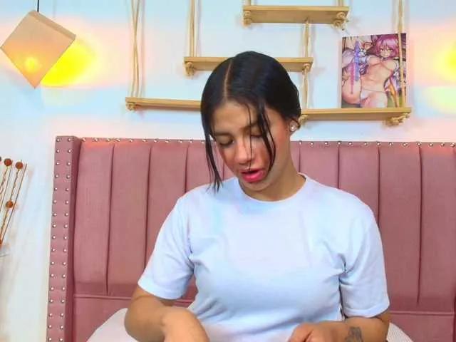 lucia-sweeet —  Conversations that go beyond the superficial
 That make me laugh and feel desired
 The intense looks and sincere compliments