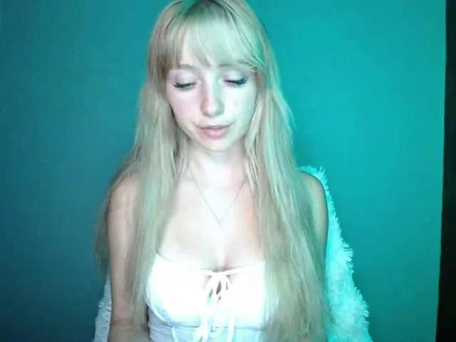 Freechat LuciaLovely on BongaCams