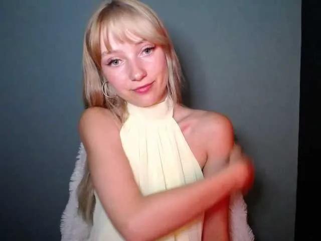 Freechat LuciaLovely on BongaCams