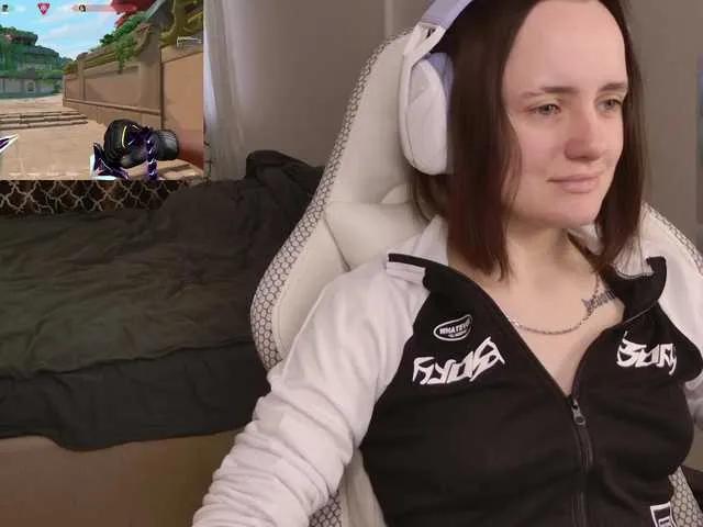 Freechat LunaL0ve on BongaCams