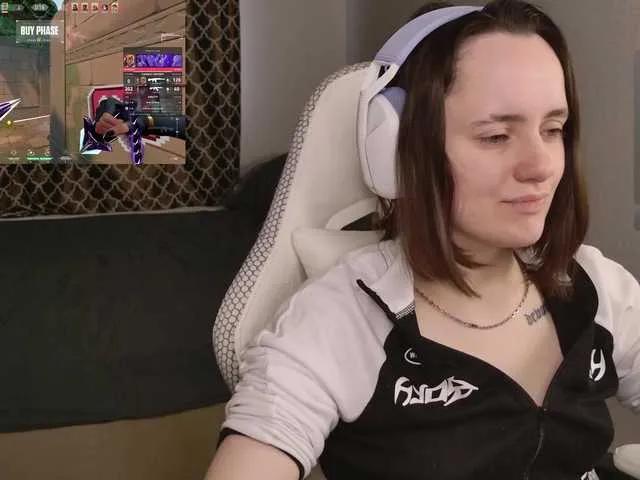 Freechat LunaL0ve on BongaCams