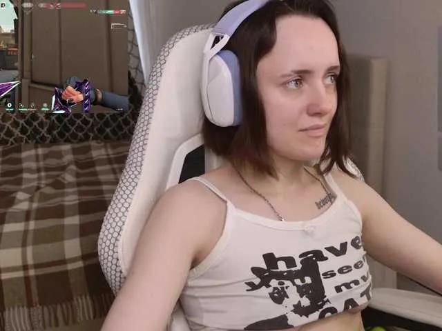 Freechat LunaL0ve on BongaCams