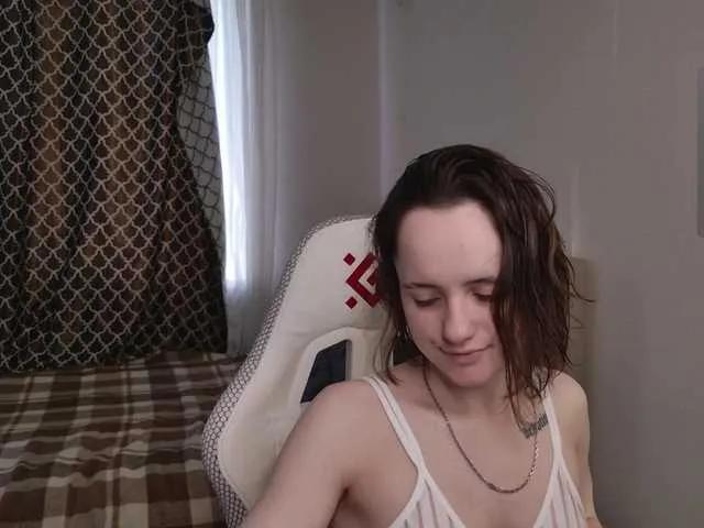 Freechat LunaL0ve on BongaCams