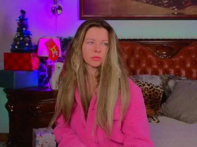 LunaRishi on BongaCams