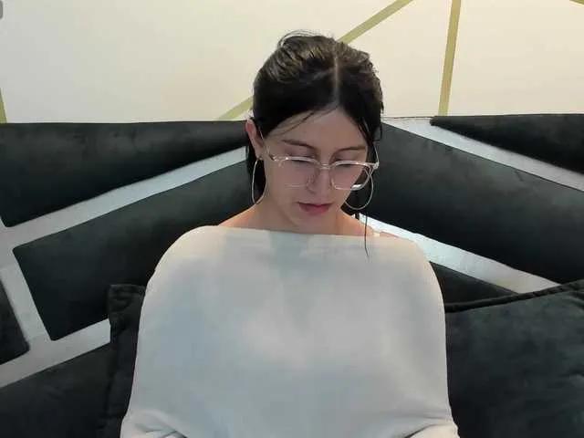 BongaCams maddy-jacksonw is Freechat maddy-jacksonw — I love being dominated by following your orders, making you feel pleasure, making you horny with my beautiful body, making you cum for me.