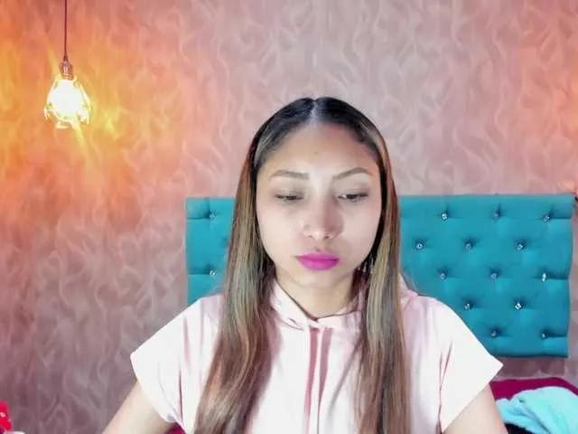 Offline MadelineDollx on BongaCams