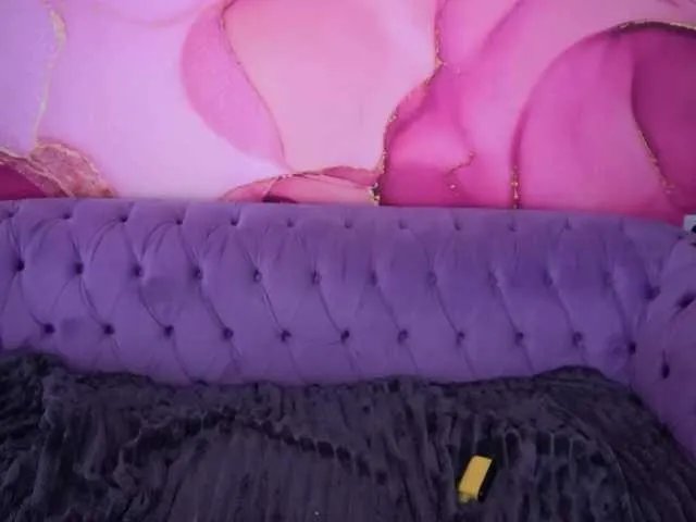 MagikPeachh on BongaCams