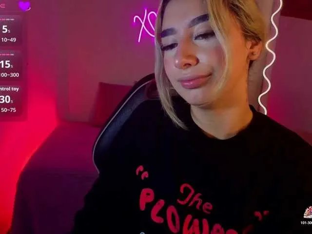 Offline Malory-tay on BongaCams