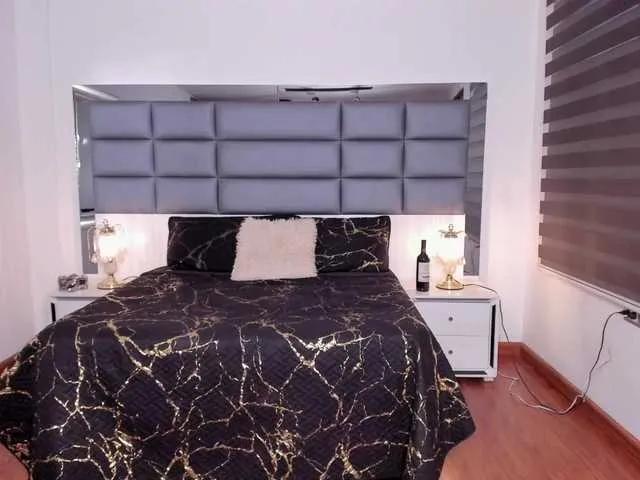 Mariana-Jones — Freechat on BongaCams