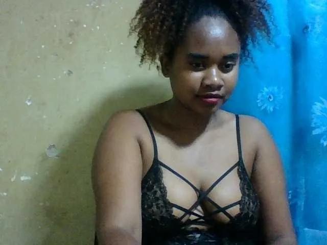 Offline Marie121 on BongaCams