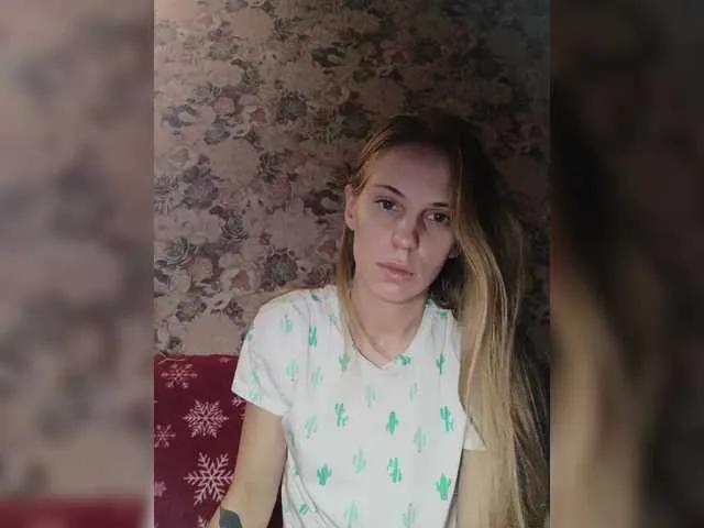 Freechat Marina-9819 on BongaCams