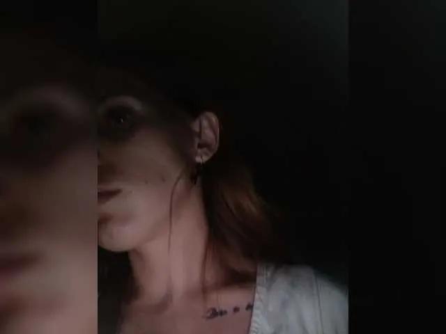 Freechat Marina-9819 on BongaCams