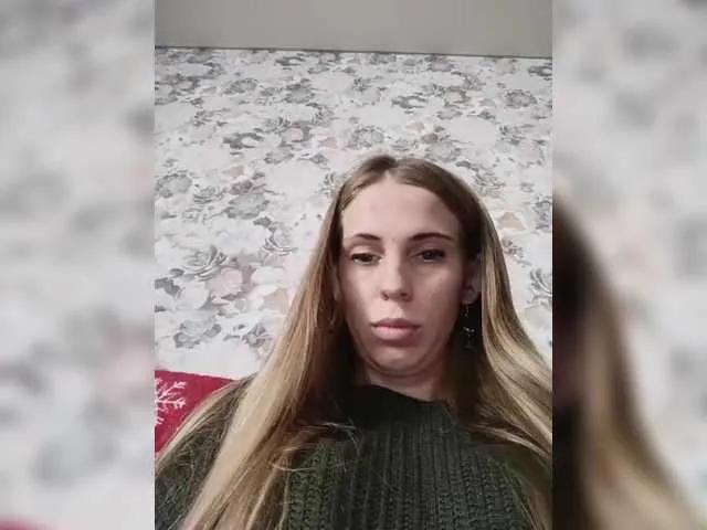 Freechat Marina-9819 on BongaCams