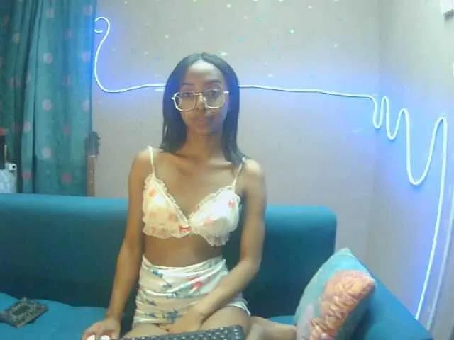 Freechat Marinahgrey on BongaCams
