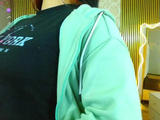 Offline martina-tay on BongaCams