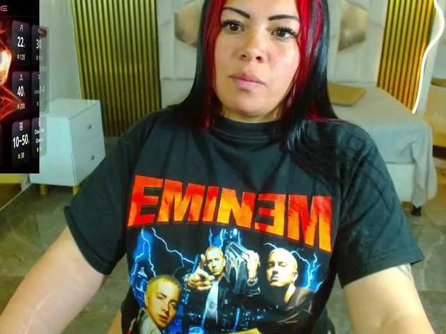 Offline martina-tay on BongaCams