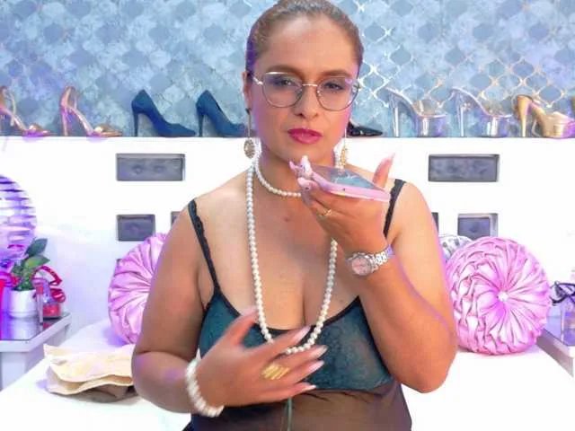 Offline MarylinsVega on BongaCams