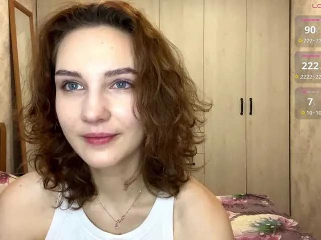 Offline MaxieDungy on BongaCams