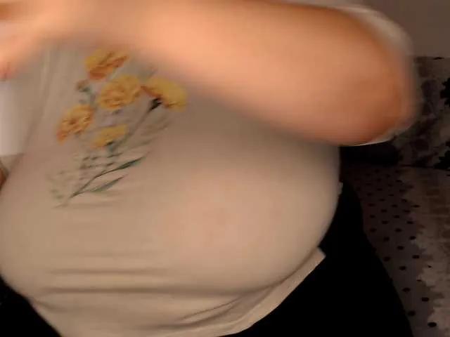 Mayabigtitss on BongaCams