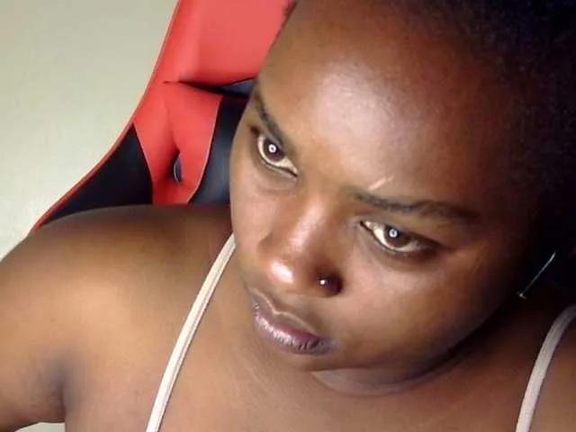 Freechat Mayer- on BongaCams