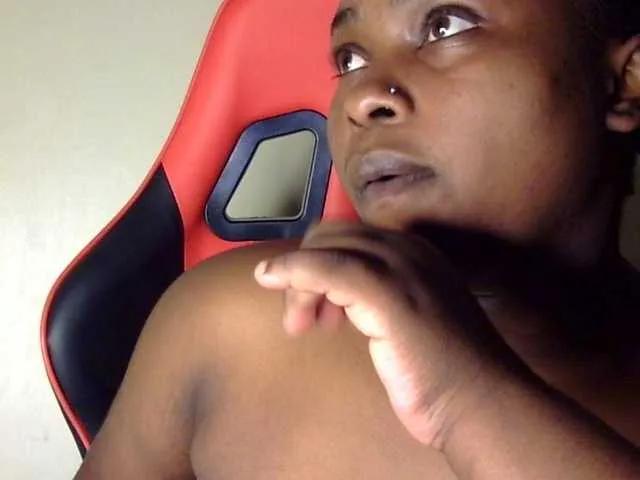 Freechat Mayer- on BongaCams