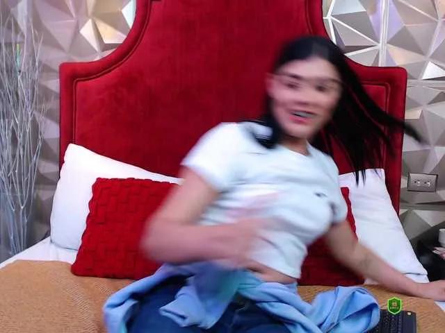 Freechat MeganWade on BongaCams