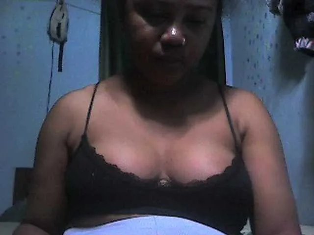 Offline Meizou12 on BongaCams