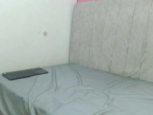Offline meliangels303av on BongaCams