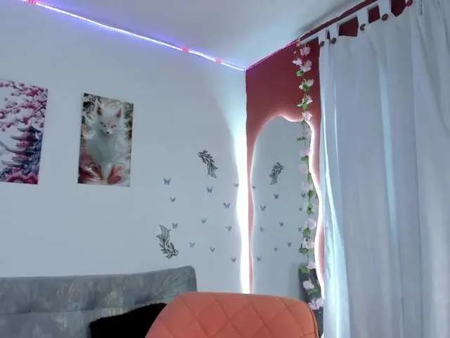 Freechat melody-cute10 on BongaCams