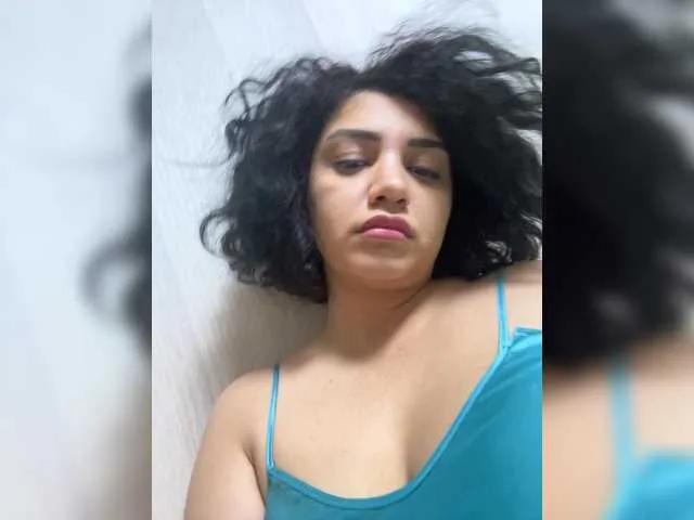 Offline Meri-m on BongaCams