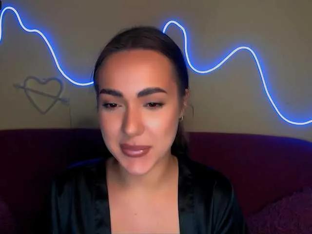 Miacutie77 — Freechat on BongaCams