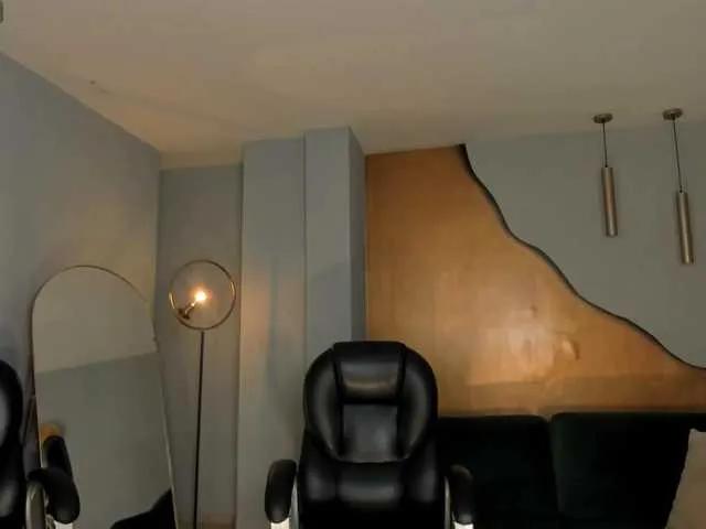 Freechat MiaFarrell on BongaCams