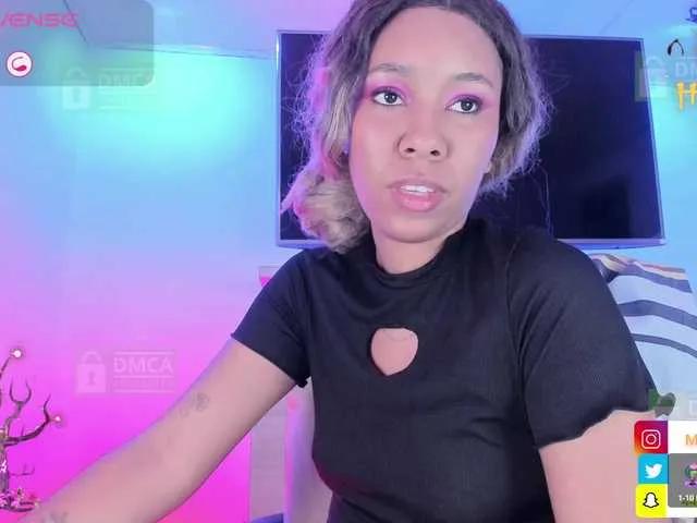 Offline Mikeyla-Russo on BongaCams