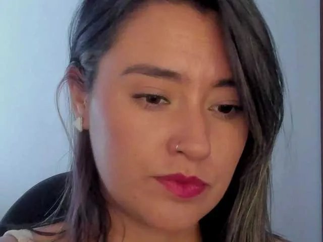 Offline milagrey1 on BongaCams