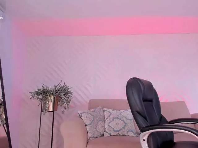 Freechat MileyCruz on BongaCams