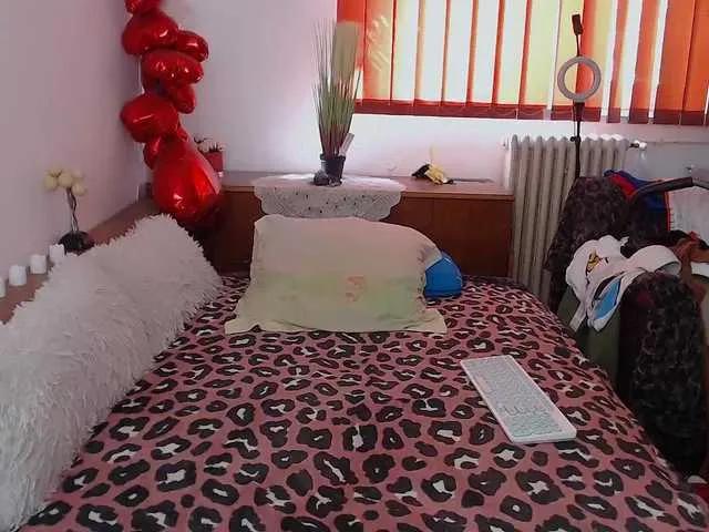 Offline MilfDolores on BongaCams